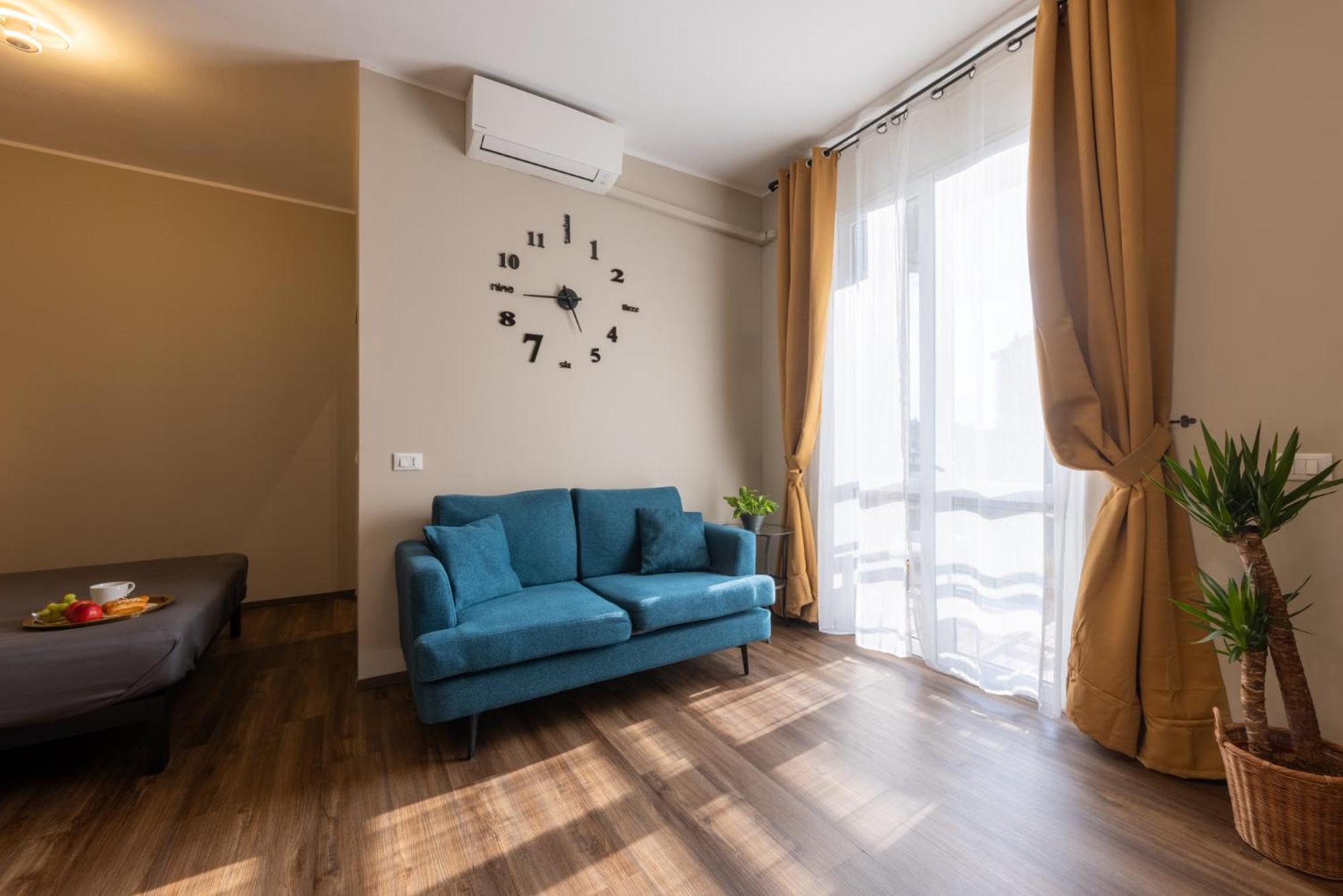 Comfort Home Rho Fiera Exterior photo