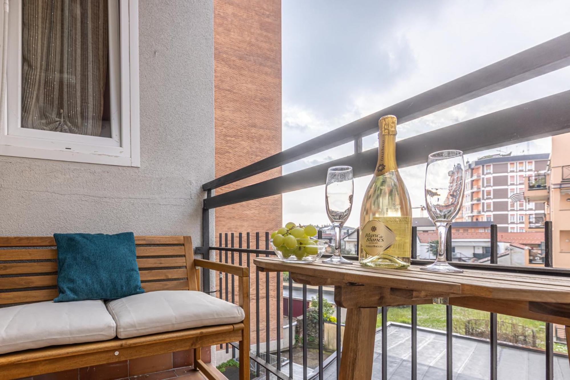Comfort Home Rho Fiera Exterior photo